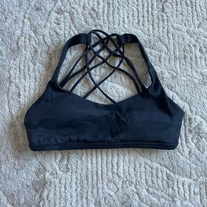 Lululemon Free To Be Sports Bra